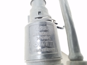 AUDI A4 B5 (1994–2001) Motor für Frontscheibenwaschanlage 4A0955651 - 2