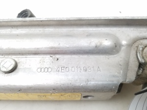 AUDI A8 D3 (2002–2010) Wagenheber 4E0011031A - 2