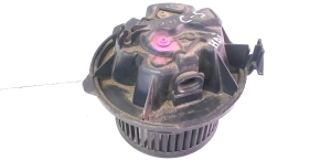 Heizungsgebläsemotor - F664513V