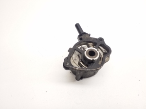 Mercedes Benz E-Class W212 (2009–2015) Vaakumpump A6512300165 - 2