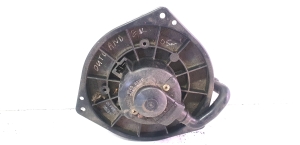 Mazda Premacy (1999–2005) Salongi puhuri mootor 502726-1040 - 2