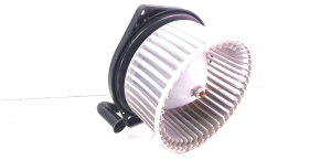 Mazda Premacy (1999–2005) Salongi puhuri mootor 502726-1040 - 3