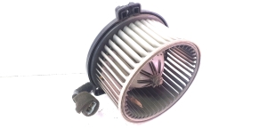 VOLVO V40 (1995–2004) Heizungsgebläsemotor 0 130 111 191 - 3