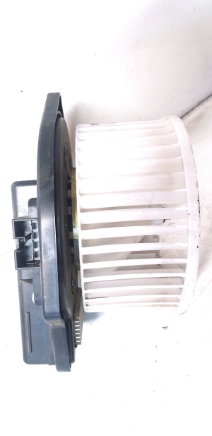 Mitsubishi Outlander (2002–2006) Salona ventilators DRF-8434-012-G - 2