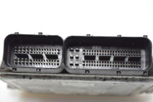Hyundai Sonata (2004–2009) Engine control unit 3910025702 - 3