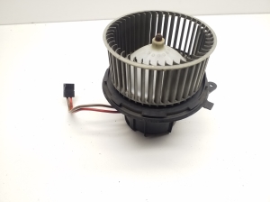  Cabin shoulder motor 