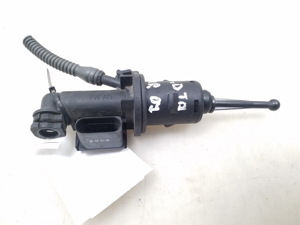 Volkswagen Golf V (2003–2009) Clutch master cylinder 1K0721388Q Volkswagen Golf V (2003–2009) Clutch master cylinder 1K0721388Q