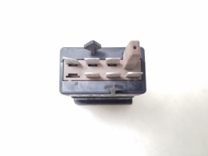Volkswagen Golf IV (1997–2003) Schalter für Sitzheizung 1J0963564B - 4