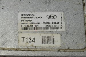 Hyundai Sonata (2004–2009) Engine control unit 391002G341 - 3