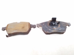 Opel Zafira B (2005–2014) Piduriklotsid ees 51342203 - 4