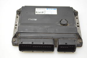 Motorsteuergerät - 8966112D70