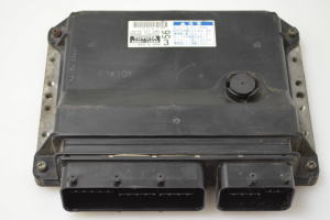 Calculateur moteur - 8966112D80