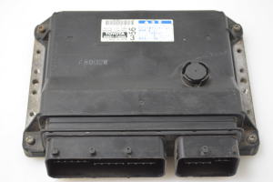 Calculateur moteur - 8966112D80