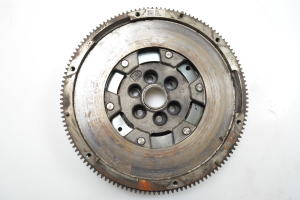  Clutch flywheel 