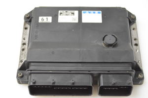 Motorsteuergerät - 8966112D10