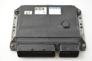 Calculateur moteur - 8966112D10