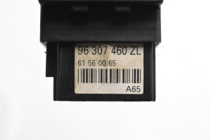 Peugeot 206 (1998–2013) Suunatulede lüliti 96307460ZL - 2