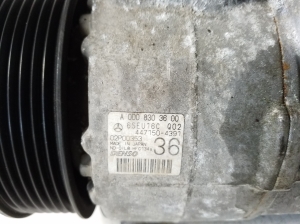  Air conditioner compressor 