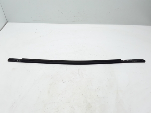 RENAULT Kadjar (2015–2026) Rear side door outer window molding 828200873R - 2
