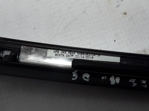 Rear side door outer window molding - 828200873R