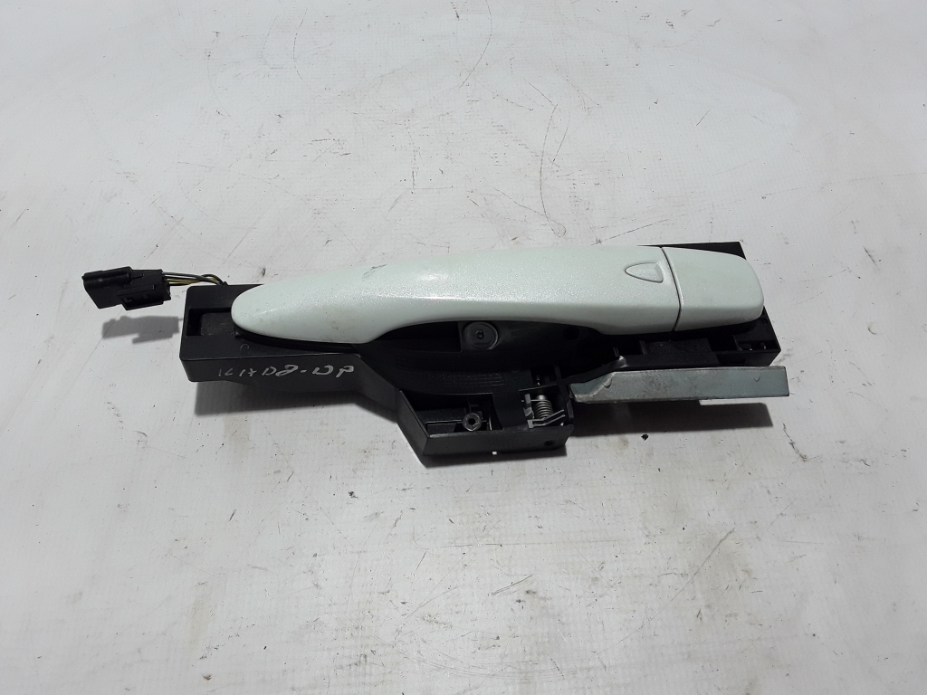 RENAULT Kadjar 1 generation (2015-2024) Front Right Door Exterior Handle 22426202