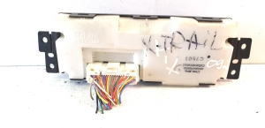 NISSAN X-Trail T31 (2007–2013) Heater control panel 27500 JB74A - 3