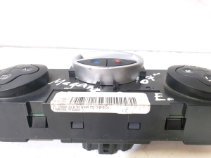 RENAULT Megane II (2002–2009) Heater control panel 69340061 - 2