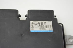 Mazda 3 (2009–2013) Engine control unit LFAD18881C - 3