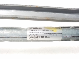 Mercedes Benz CLS-Class 218 (2011–2018) Scheibenwischermechanismus A2128201340 - 2