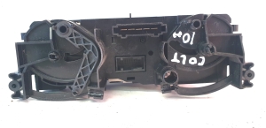 Mitsubishi Colt VI (2003–2012) Heater control panel 69657032 - 2