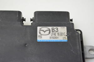 Mazda 3 (2003–2009) Mootori juhtplokk LFAE18881C - 3