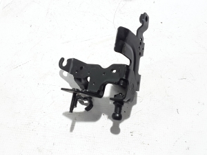 Kraftstoffpumpenhalter - 166343129R