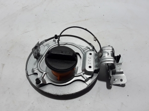  Fuel filler cap 