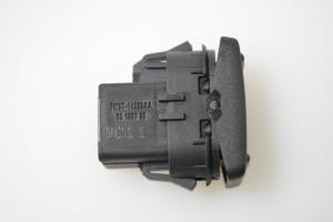 Ford Focus (2004–2011) Front door glass switch 7M5T14529AA - 2