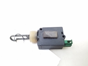 AUDI A6 C5 (1997–2005) Trunk lid lock 4B5962115A - 2