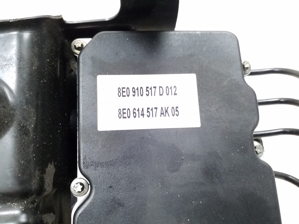 AUDI A4 B7/8E (2004-2008) ABS pumpe 8E0614517AK 25047643