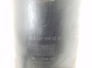 Mercedes Benz S-Class 221 (2005–2013) Stoßdämpferschutz hinten A2216980230 - 2