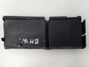 BMW 5 SERIES E39 (1995–2004) Front bumper lower grille 51118174848 - 2