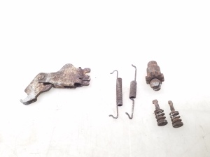 Parking brake shoe mechanism - 