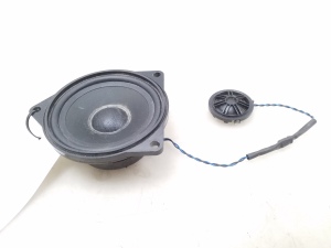 Front door speaker - 9151864