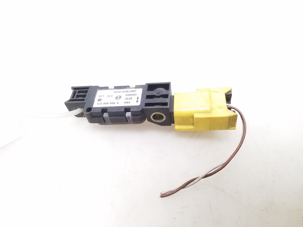 Used Volkswagen Touareg Airbag sensor 7L0909606A