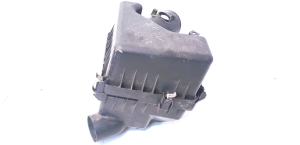 TOYOTA RAV 4 A3 (2005–2012) Luftfiltergehäuse 100140-8440 - 3