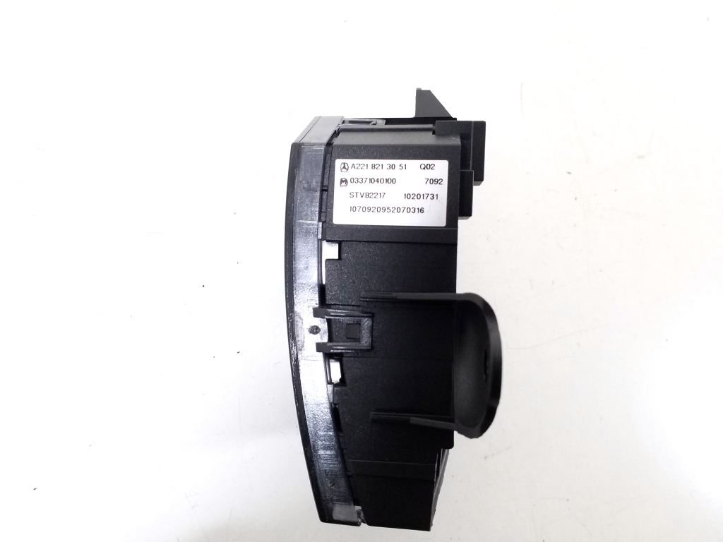 MERCEDES-BENZ S-Class W221 (2005-2013) Central locking switch A2218213051,A2218210151 21023727