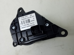 Mercedes Benz C-Class 204 (2007–2014) Roolilüliti A2048210051 - 2