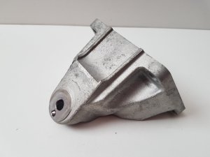 Motorhalter - 12311-31040