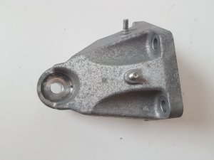 LEXUS GS (2011–2017) Engine bracket 12302-31010 - 3