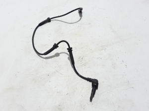 RENAULT Captur (2013–2019) Front ABS sensor 479107405R - 2