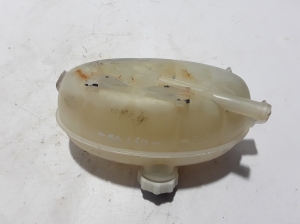 Opel Movano A (1998–2010) Coolant reservoir 8200595002 - 3