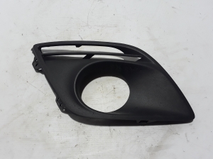  Front bumper fog lamp cover 