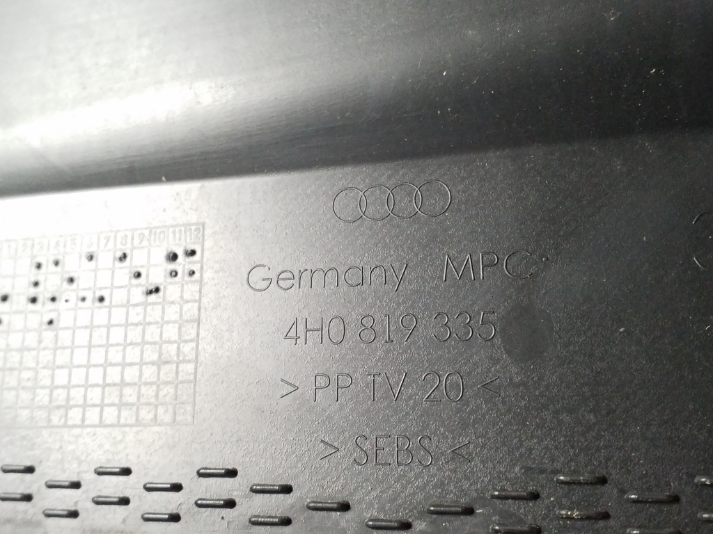 AUDI A8 D4/4H (2010-2018) Priekinių valytuvų apdailos plastmasė (valytuvų apdaila) 4H0819335 21958770